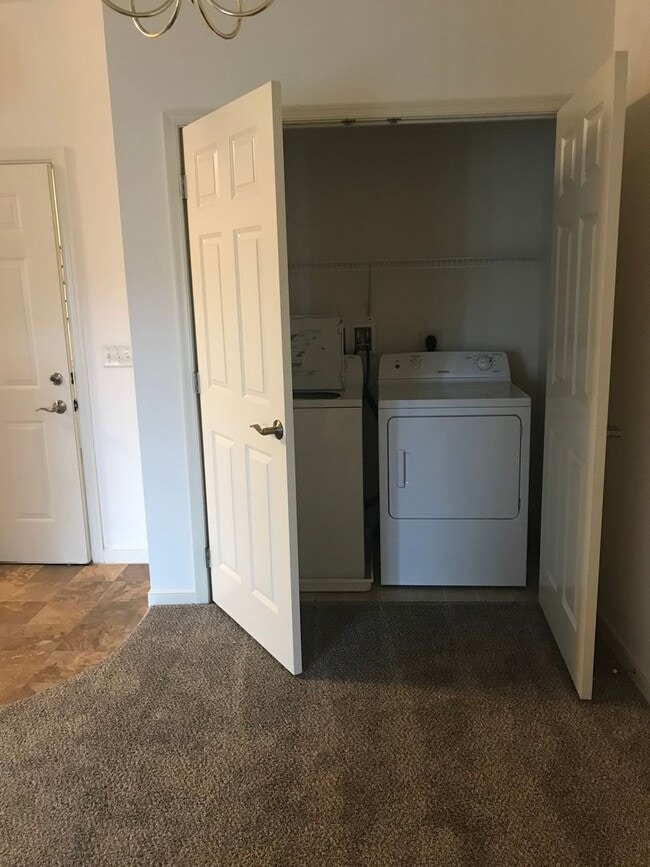 Photo - Franklin Unit 4045