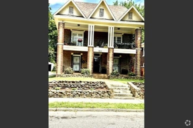 Building Photo - 820 Maury St Unit 2 Rental