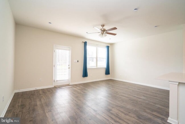 Photo - 172 Mazzeo Dr