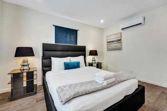 Photo - 3020 Seville St Unit SI ID1503974P