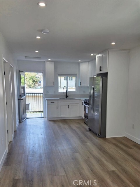 3929 E Cesar E Chavez Ave