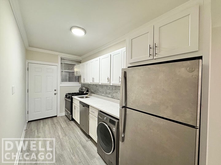 Photo - 4208 N Clark St (Chicago, IL)