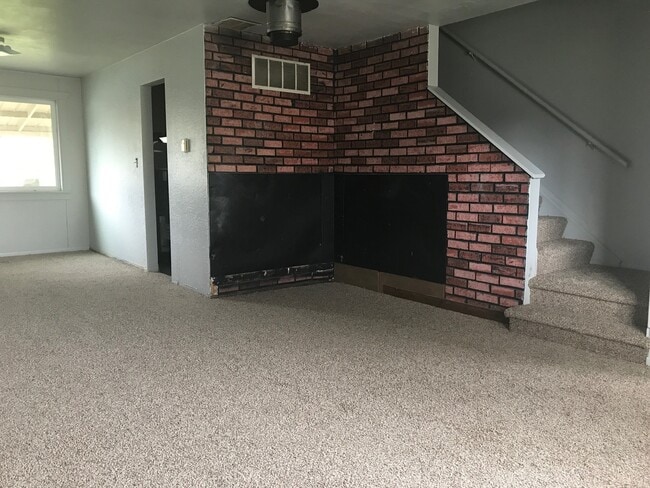 Photo - Lathrop St (1424/1426) Unit 1426