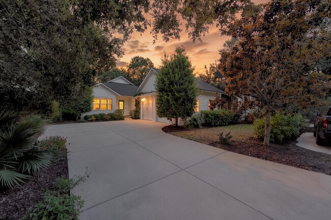 Photo - 654 Breakers Street