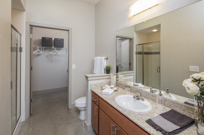 Lakeshore Lofts apartments — community photo