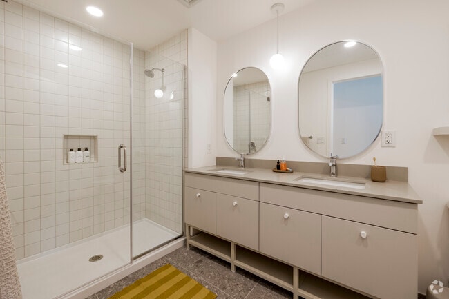 2BR, 2BA - 1,344SF - Second Bathroom