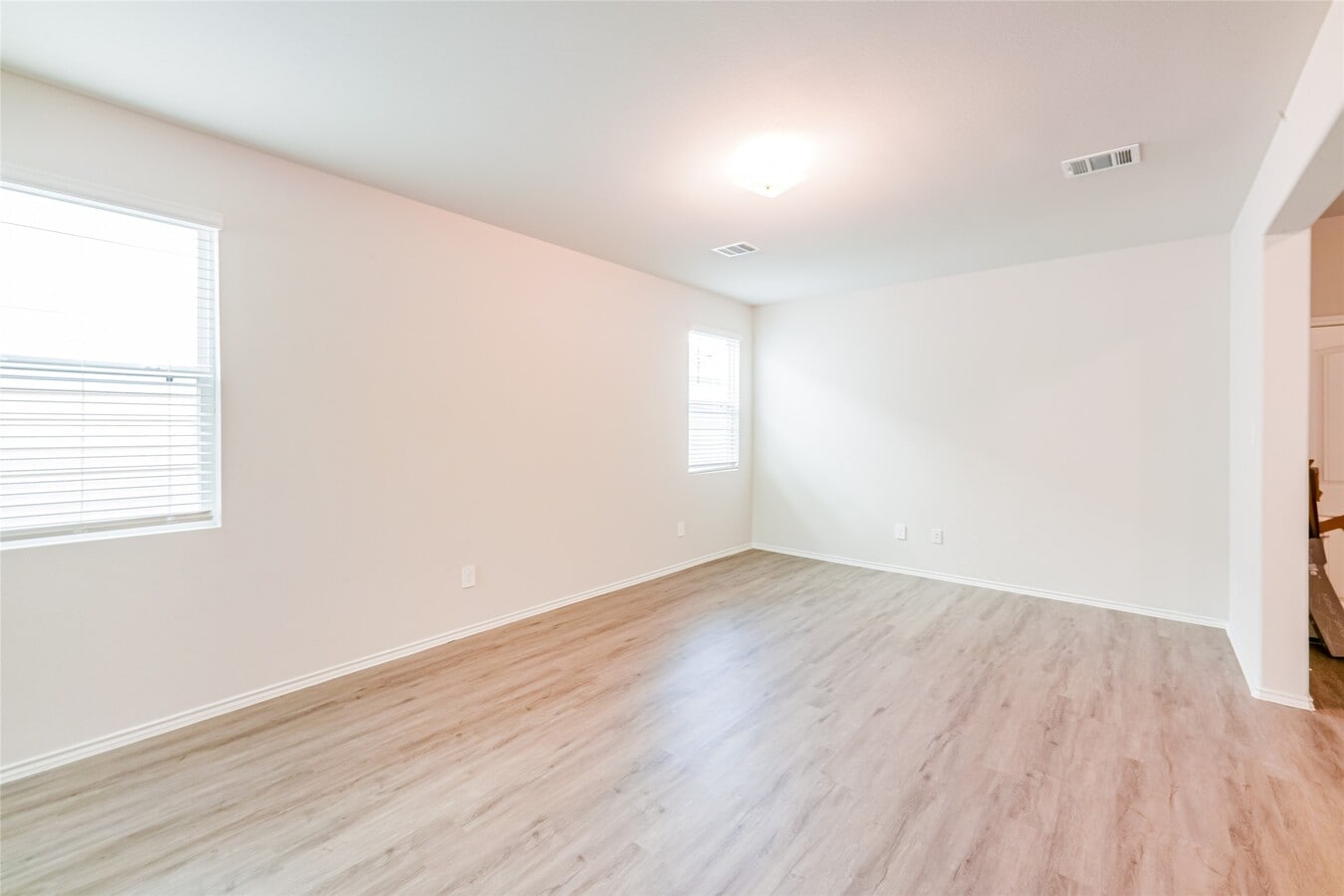 Photo - 21618 Mamba Wy