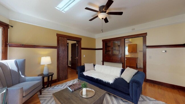 Photo - 2807 18th Ave S