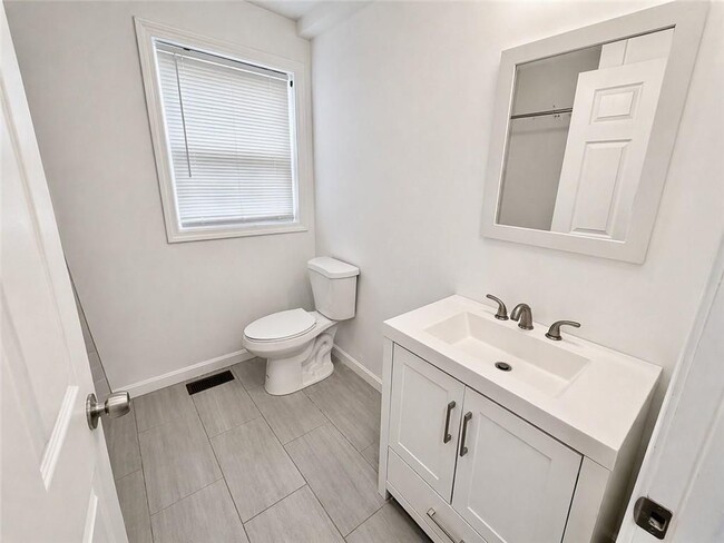 Photo - 35 Douglas Ave