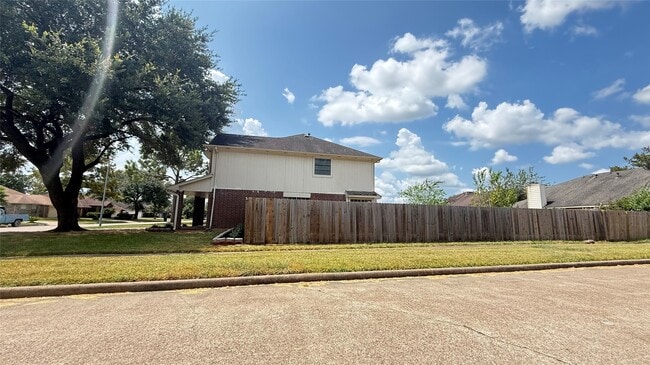 14402 Stone Park Rd