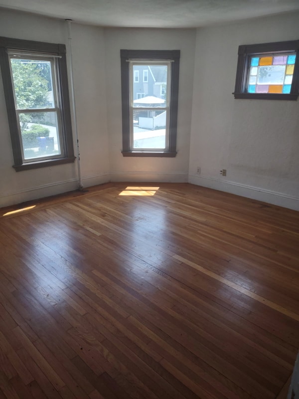 Building Photo - 44 Boylston St Rental