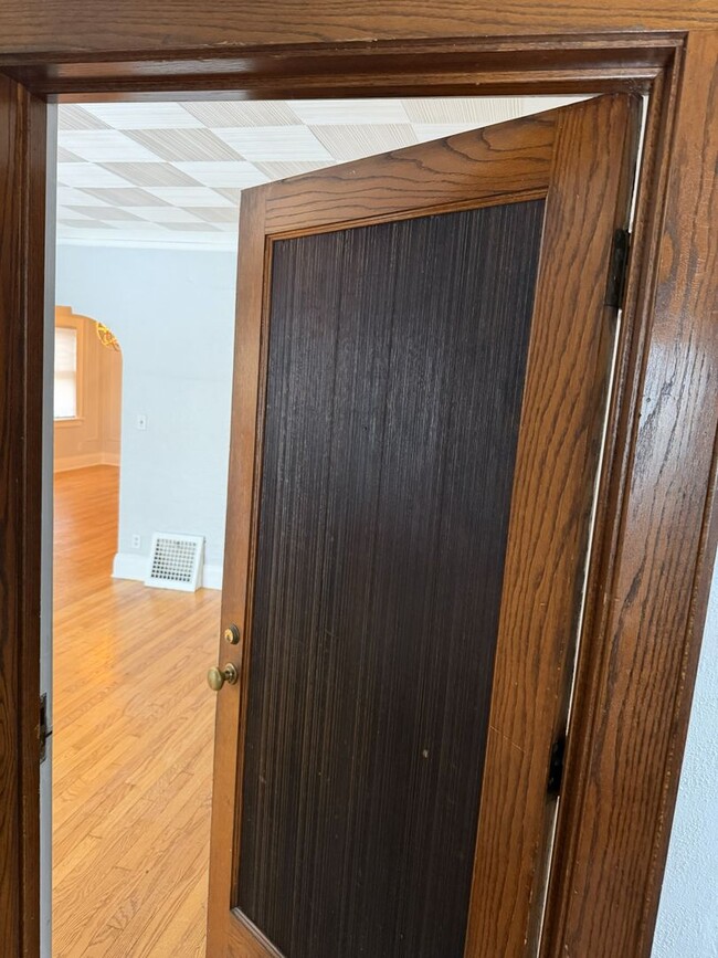 Photo - 2031-33 E Marion Street Unit 2033 E Marion Street