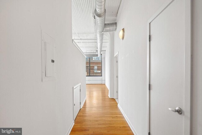 Photo - 2200 Arch St Unit 505