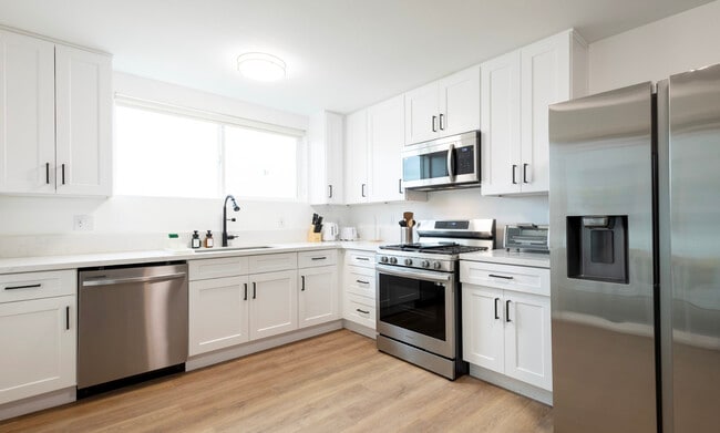 Photo - 2642 Brighton Ave