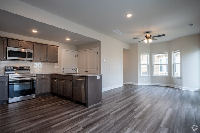 3BR, 2.5BA - 1,464SF - Kitchen
