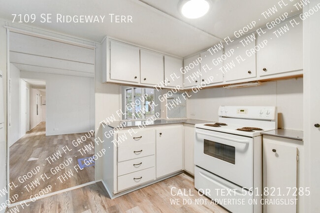Photo - 7109 SE Ridgeway Terrace