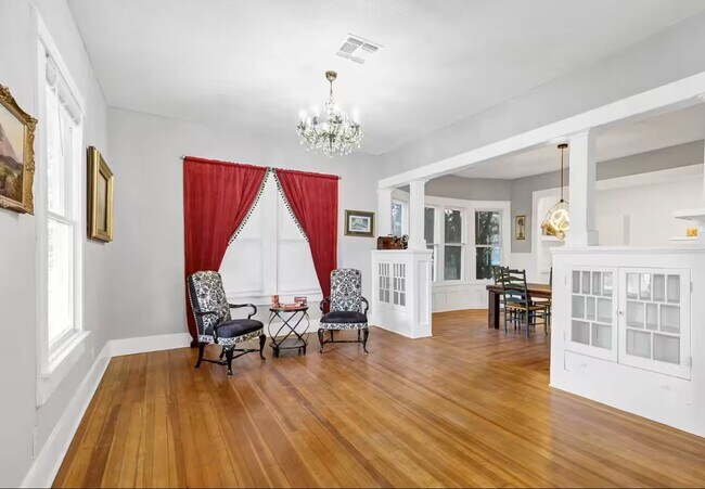 Photo - 121 Harding Pl