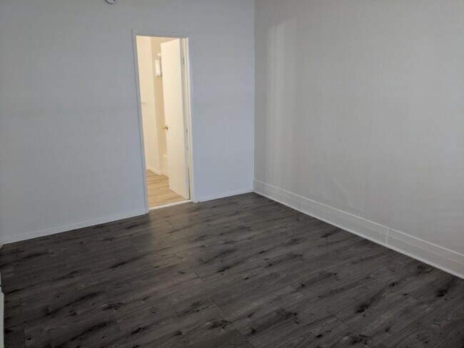 Photo - 26 Westminister Avenue,