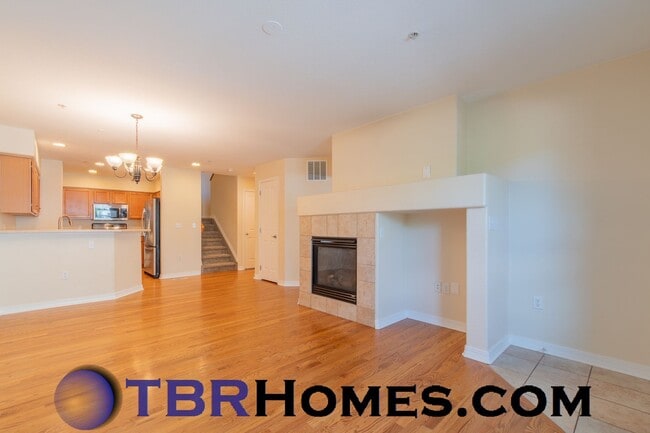 Photo - 14300 Waterside Ln
