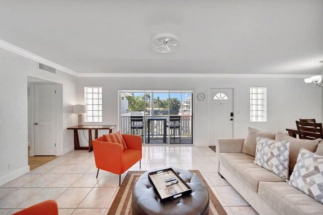 Photo - 2724 NE 14th St Unit 6