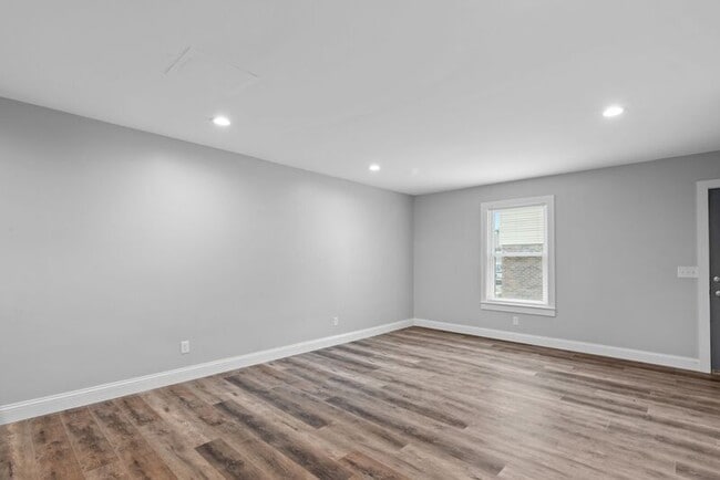 1111 Columbus Cir