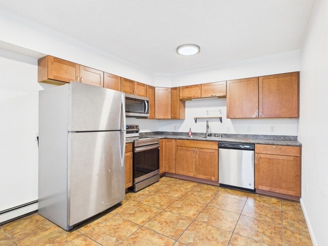 Photo - 83 Slater Dr