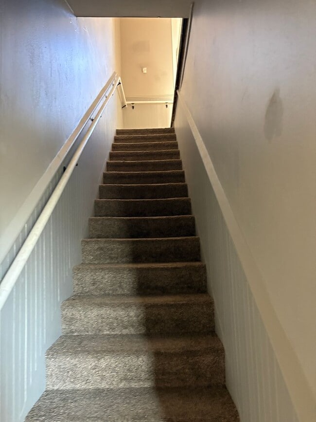 Photo - 223 Allen St Unit 223 Allen St