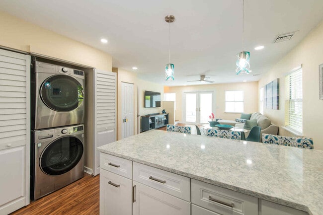 Photo - 1075 Duval St Unit R12