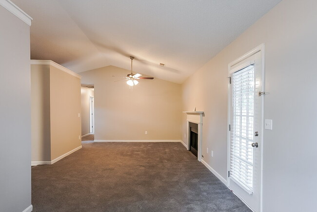 Photo - 76 Villa Rosa Dr