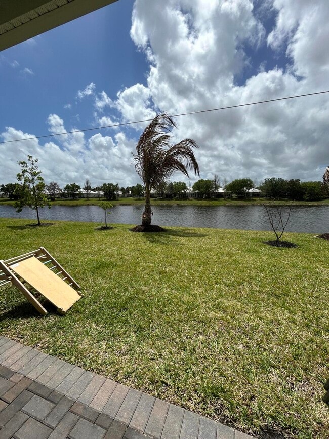 Photo - 12808 SW Eleanor Dr