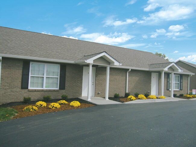 Photo - Etown Apartments