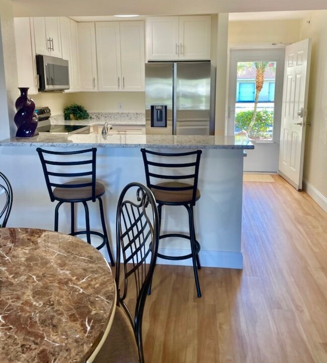 Photo - 8264 Key Royal Cir Unit 812