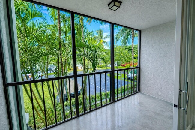 Photo - 5300 NE 24th Terrace Unidad 216C #0