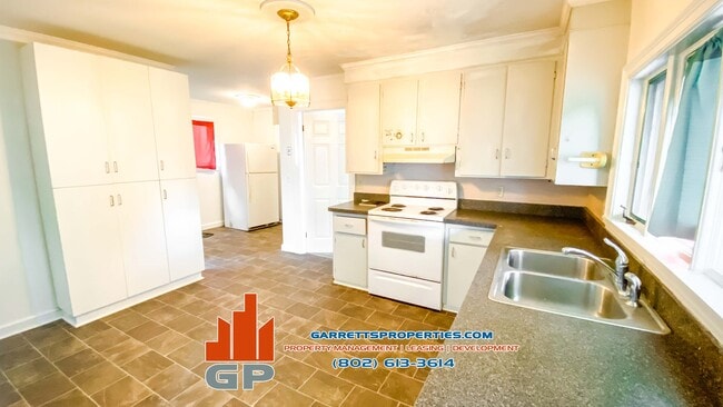 Photo - 16 Short St Apartments Unit 1