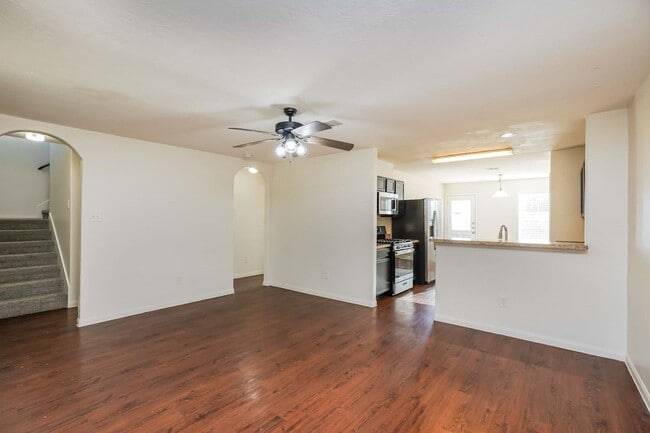 Photo - 16371 Royal Stone Ln