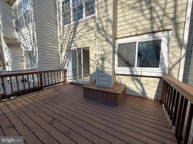 Photo - 1191 Cypress Tree Pl