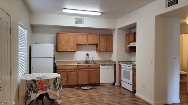 Building Photo - 2151 Hussium Hills St Unit 104