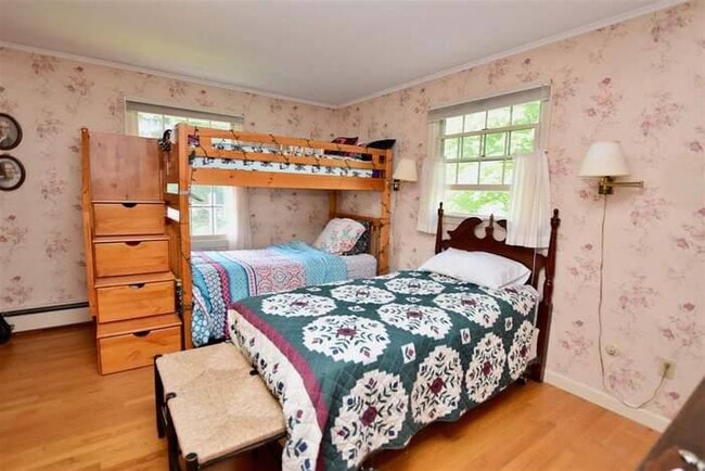 Photo - 15 Marolin St
