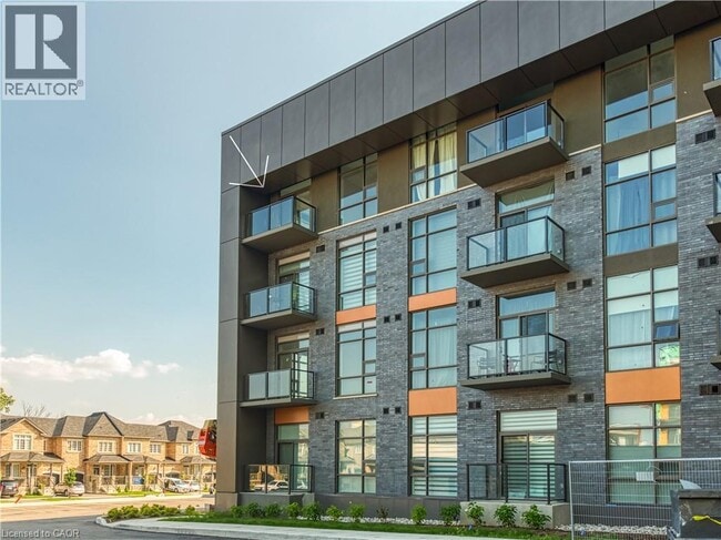 Photo - 460 Dundas St E Unit 428