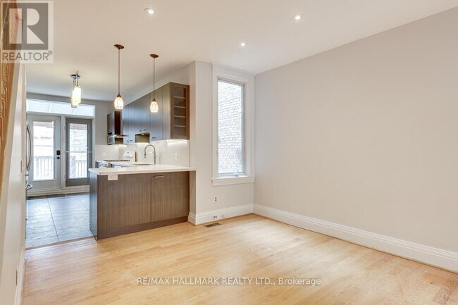 Photo - 262 Highfield Rd