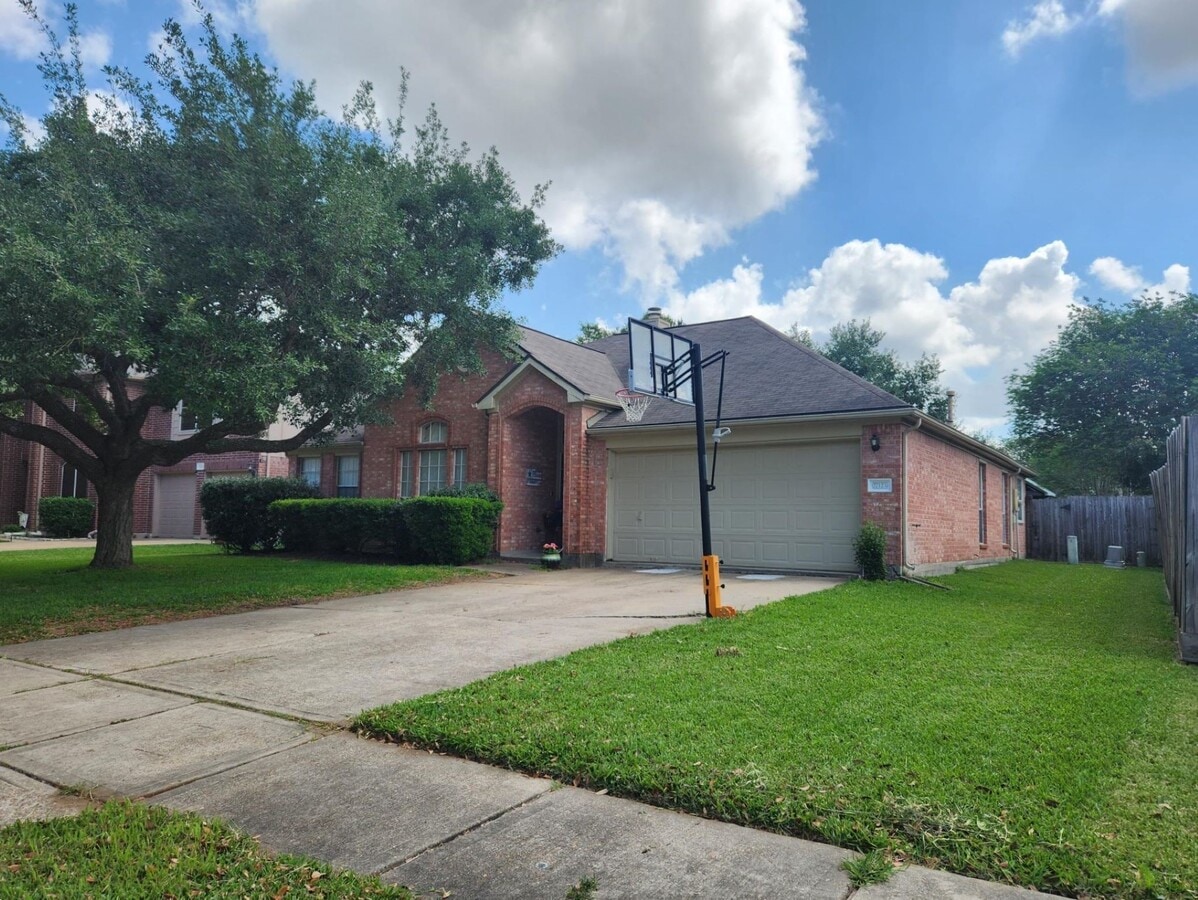 Photo - 17123 Pecan Acres Dr