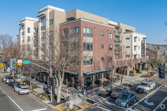 Primary Photo - LINQ Midtown