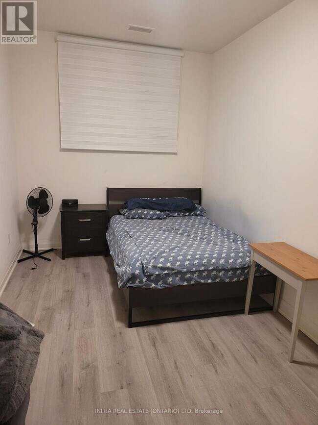 Photo - 58 Lakeside Ter Unité 110