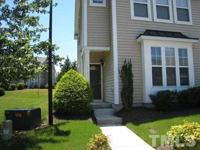 Building Photo - 2941 Casona Way