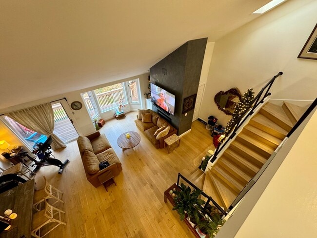 Photo - Beautiful 3 bedroom condo in CWE