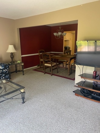 Photo - 1124 Appletree Ln Unit 1124