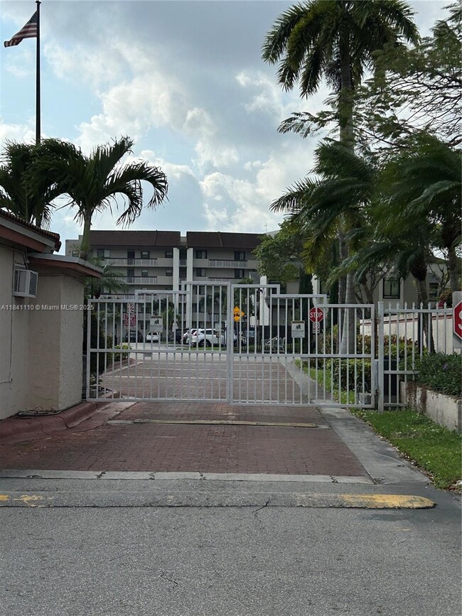 Photo - 10229 NW 9th St Cir Unit 114-2