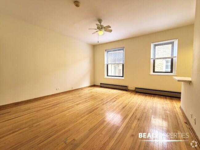 Building Photo - 0 bedroom in CHICAGO IL 60657 Unit 308 Rental