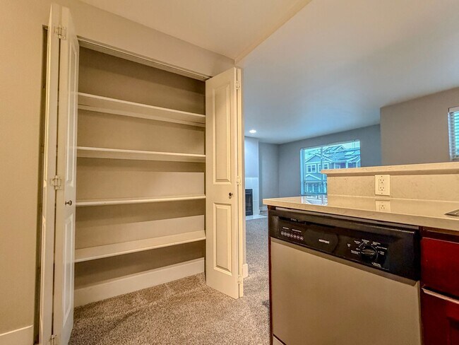 Photo - Gorgeous 2bd/2bth Lower Queen Anne Condo, $2,850/mo.