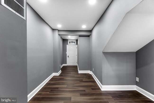 Photo - 831 Light St Unidad A